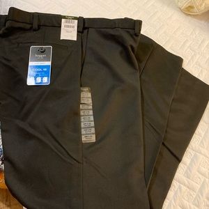 NWT Haggar Mens Cool 18 Plain Front Pants, 40W x 32L